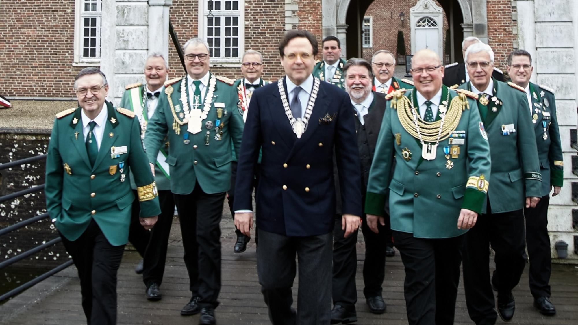 Gruppenbild mit Hochmeister